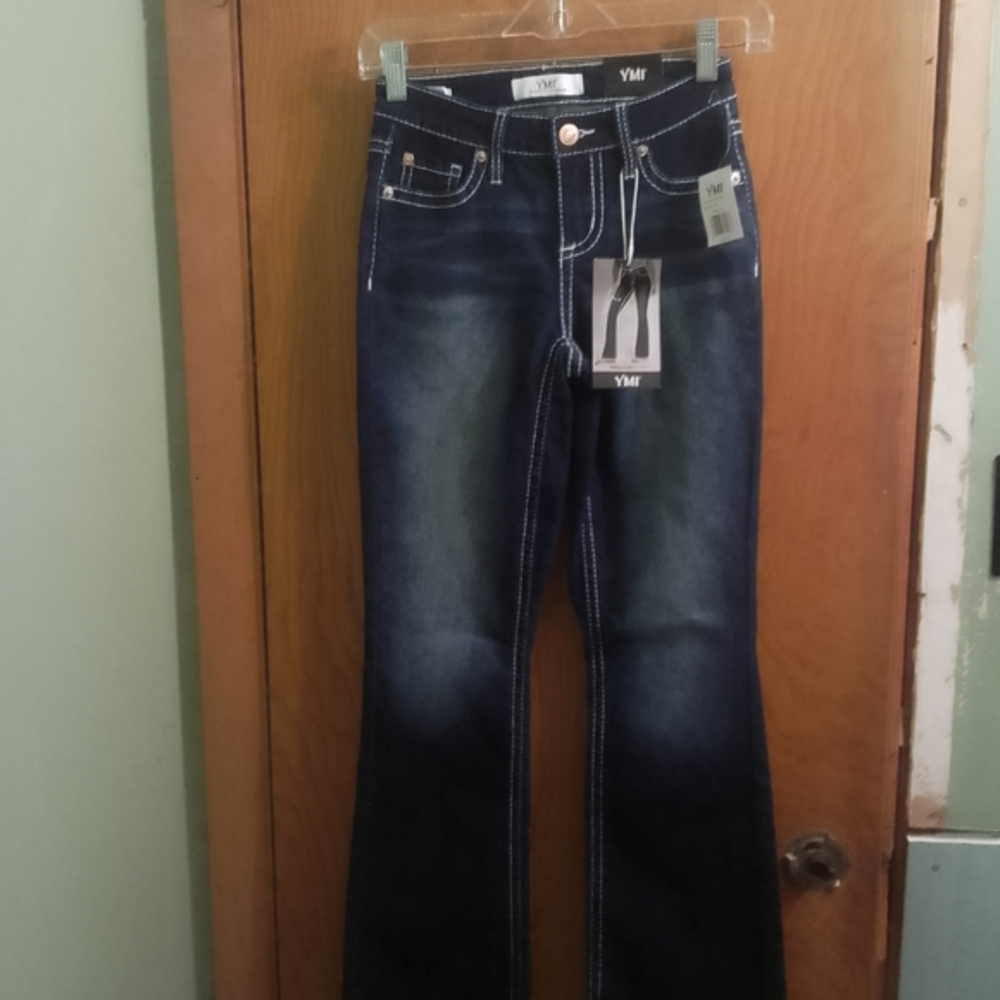 YMI Women's Deep Indigo Flare Boocut Jeans Premium Stretch Mid Rise Size 00/23"